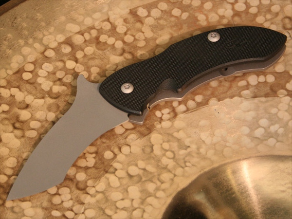 不懂就問(wèn):碳纖維可以用來(lái)制作刀具? 不懂就問(wèn):碳纖維可以用來(lái)制作刀具?