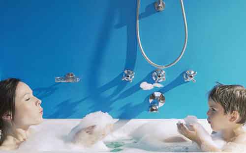 美的 E+藍鉆內膽空氣能熱水器帶給你安全舒適生活