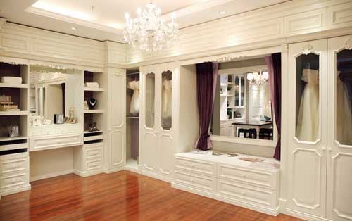 定制衣柜品牌愈受青睞 企業要緊跟時代潮流 定制衣柜品牌愈受青睞 企業要緊跟時代潮流