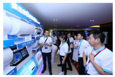 格美淇在2016經(jīng)銷商年會(huì)上發(fā)布數(shù)十款新品