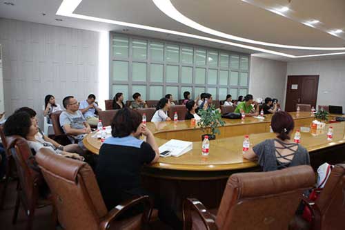 巧思賣窗簾 “萬名電商”培訓(xùn)會在北聯(lián)市場舉辦