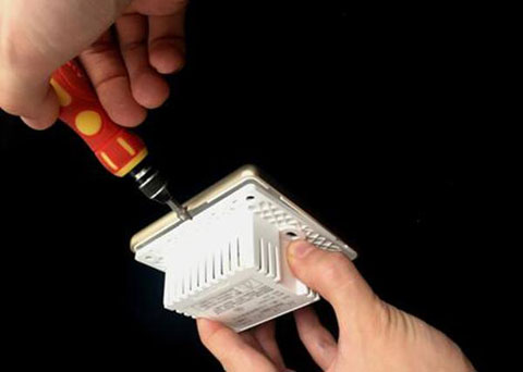 品牌產品測評:大氣外觀安裝便捷的小為智能開關 品牌產品測評:大氣外觀安裝便捷的小為智能開關