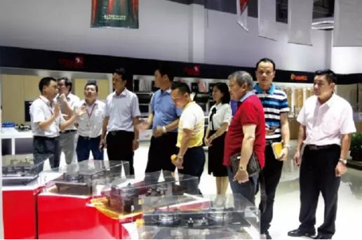 超人煙機(jī)新品上市,智能爆炒成熱點(diǎn) 超人煙機(jī)新品上市,智能爆炒成熱點(diǎn)