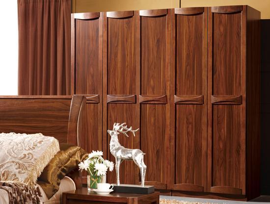 漸成市場(chǎng)新寵兒 新中式衣柜特點(diǎn)大盤點(diǎn) 漸成市場(chǎng)新寵兒 新中式衣柜特點(diǎn)大盤點(diǎn)