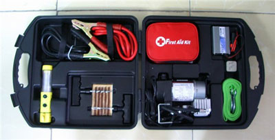 汽車都應(yīng)該備有這十樣?xùn)|西 趕快去集齊它們吧! 汽車都應(yīng)該備有這十樣?xùn)|西 趕快去集齊它們吧!