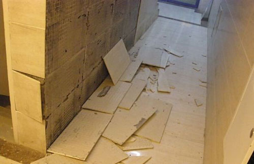 中國十大瓷磚品牌：處理瓷磚脫落的幾個(gè)技巧