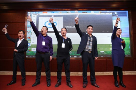 “16”同行“17”決勝 愛德廚衛優秀經銷商頒獎盛況