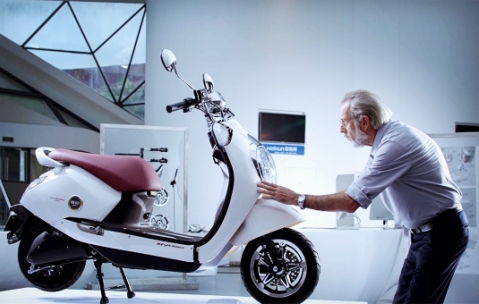 萬達牽手雅迪，業(yè)界大佬強強聯(lián)手！