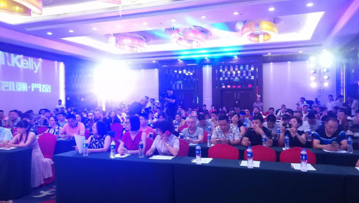 新凱驪門(mén)窗佛山會(huì)議 央視合作預(yù)示無(wú)限商機(jī)