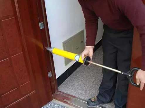 為什么安裝防盜門要灌漿？操作需注意些什么？