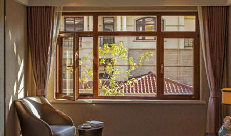 著名門窗品牌專家為你講解不同材質(zhì)門窗的特點 著名門窗品牌專家為你講解不同材質(zhì)門窗的特點