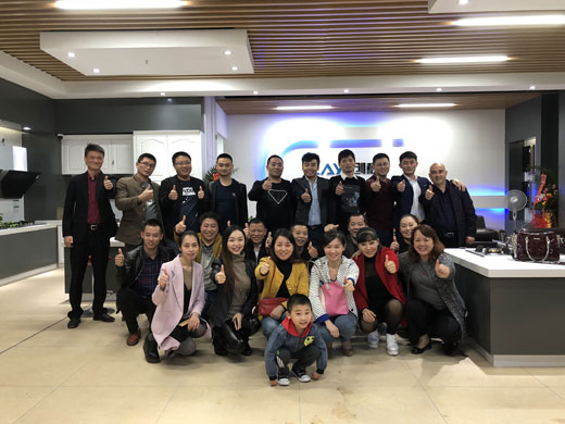 熱烈慶祝中國(guó)創(chuàng)意重慶分公司升級(jí)體驗(yàn)店開(kāi)業(yè)