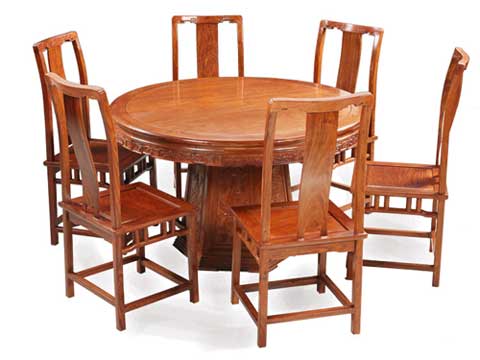 營銷方式?jīng)Q定命運 著名紅木家具企業(yè)要思考怎樣穩(wěn)住腳跟