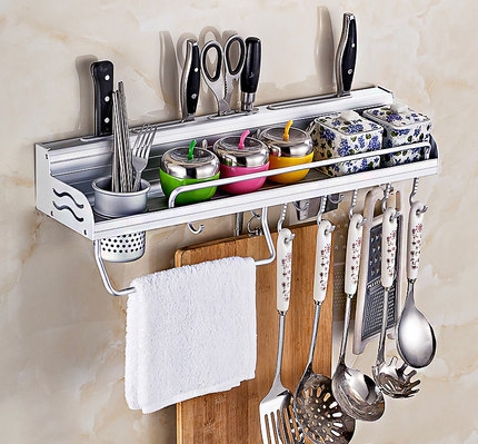 今天來看看朋友自己在家，用不銹鋼方管與瓷磚diy的櫥柜制作過程，給需要裝修的朋友們參考：