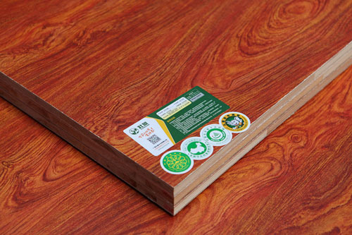 市場空間大品牌無條理 板材企業全面轉型升級是出路 市場空間大品牌無條理 板材企業全面轉型升級是出路