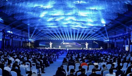 海康威視正式發(fā)布海康云眸,賦能企業(yè)智慧管理 海康威視正式發(fā)布海康云眸,賦能企業(yè)智慧管理