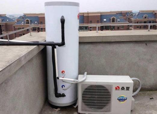 回家裝上空氣能熱水器，月月省一半電費！