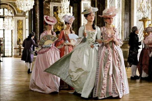 羽毛,賦予奢華壁紙獨一無二的靈氣 羽毛,賦予奢華壁紙獨一無二的靈氣