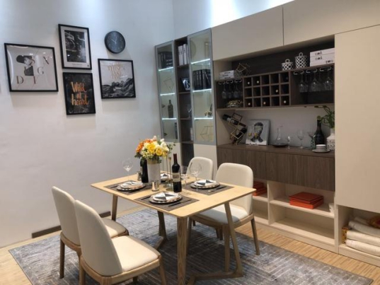 伊百麗李偉:打破行業同質化現象,為消費者創造價值 伊百麗李偉:打破行業同質化現象,為消費者創造價值