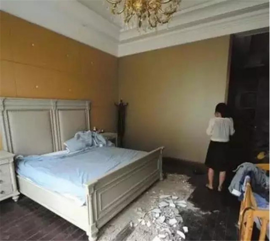 為什么你們不聽我的話,選擇品牌好的全屋吊頂! 為什么你們不聽我的話,選擇品牌好的全屋吊頂!