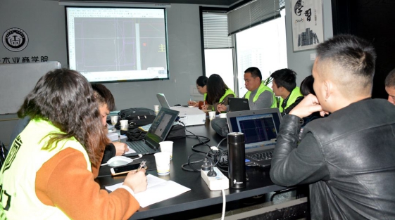 門業(yè)品牌日記|廣千商學(xué)院1710班專業(yè)培訓(xùn)圓滿結(jié)束 門業(yè)品牌日記|廣千商學(xué)院1710班專業(yè)培訓(xùn)圓滿結(jié)束