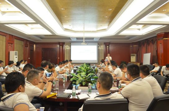 陶瓷品牌日記|能強開展《藍山印象現代瓷磚》專項培訓 陶瓷品牌日記|能強開展《藍山印象現代瓷磚》專項培訓