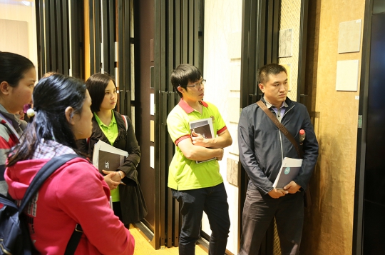 品牌大事|南海保時(shí)吉銷售精英蒞臨耀東華公司參觀交流