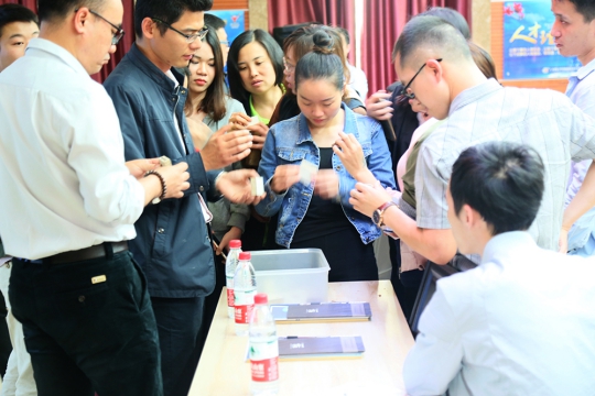 品牌大事|南海保時(shí)吉銷售精英蒞臨耀東華公司參觀交流