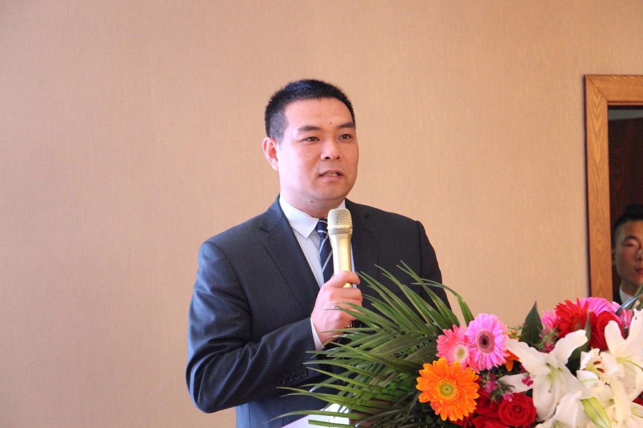 劉治國:跟著陽光照明干就是有錢賺 劉治國:跟著陽光照明干就是有錢賺