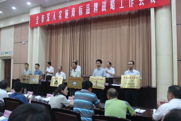 品牌榮譽|光強板材告訴你商標品牌有多重要