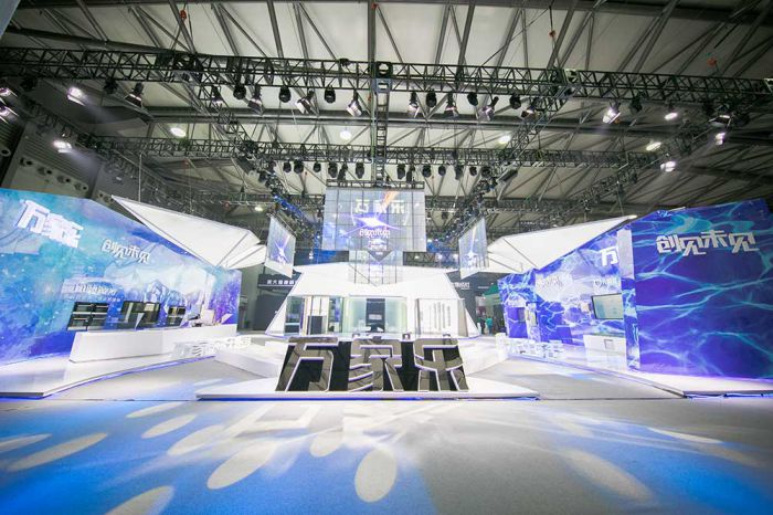 品牌榮譽|2018中國熱水器高峰論壇，萬家樂斬獲“先鋒品牌”等大獎