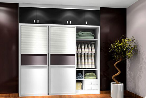 急于求成引矛盾 產品創(chuàng)新缺失成定制衣柜企業(yè)通病 急于求成引矛盾 產品創(chuàng)新缺失成定制衣柜企業(yè)通病