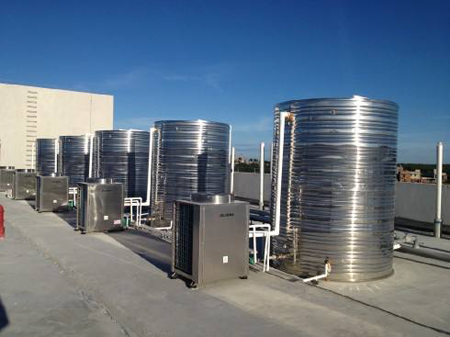 為什么現(xiàn)在的企業(yè)主喜歡選擇價高的“空氣能熱水工程”？