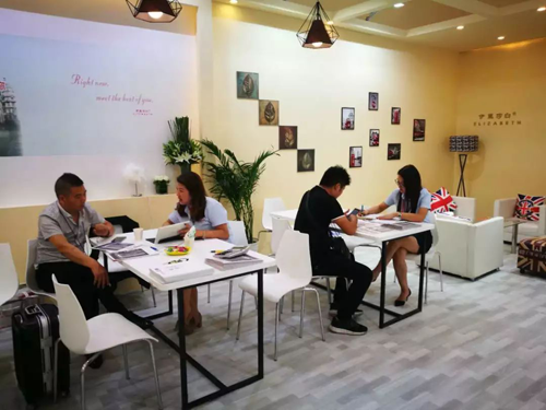 品牌大事|伊麗莎白攜三大系列核心產(chǎn)品亮相上海廚衛(wèi)展，太辣眼！