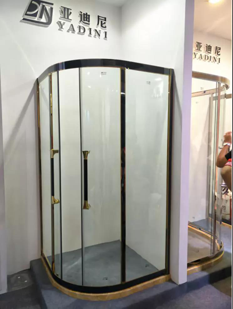 亞迪尼衛(wèi)浴萬明： 堅持產(chǎn)品實用性，讓人人用上好淋浴房