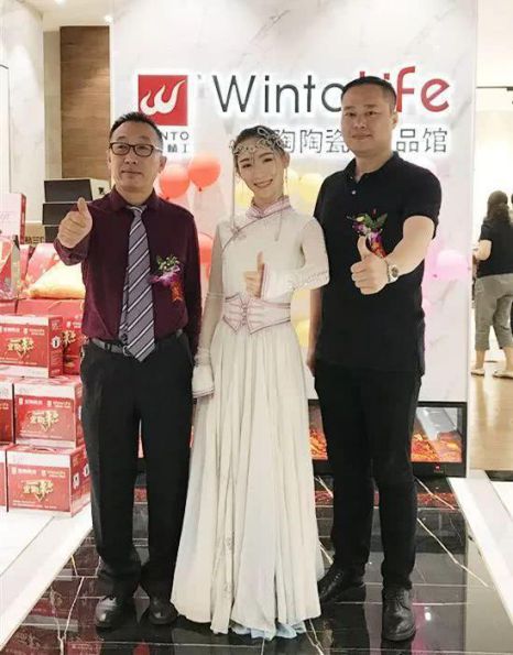 品牌大事|呼市宏陶精品館首戰開門紅,引爆周末狂歡潮 品牌大事|呼市宏陶精品館首戰開門紅,引爆周末狂歡潮