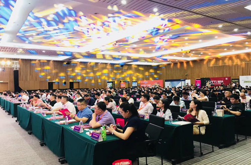 帕萊德鋁合金門窗帶你回顧一場品牌盛宴——走遍建博會