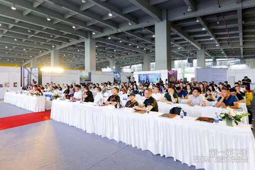 帕萊德鋁合金門窗帶你回顧一場品牌盛宴——走遍建博會