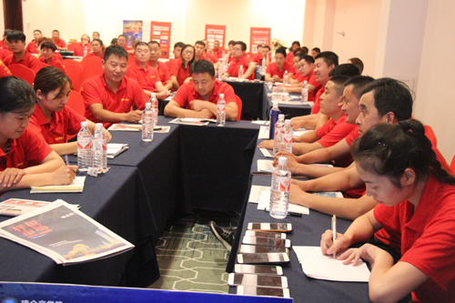 門店培訓及秋冬訂貨雙重驚喜 盡在澳克士照明 門店培訓及秋冬訂貨雙重驚喜 盡在澳克士照明