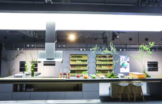 品牌產品|方太推出創新EA06中島式油煙機,重塑高端廚房生態 品牌產品|方太推出創新EA06中島式油煙機,重塑高端廚房生態