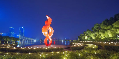 雷士"對話"城市照明 博士領銜專業照明團隊解析