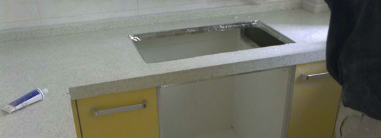 嵌入式燃?xì)庠钤趺窗惭b？該注意哪些事項？