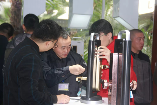 品牌發展|美心門業:抓細節促質量,提升客戶體驗 品牌發展|美心門業:抓細節促質量,提升客戶體驗