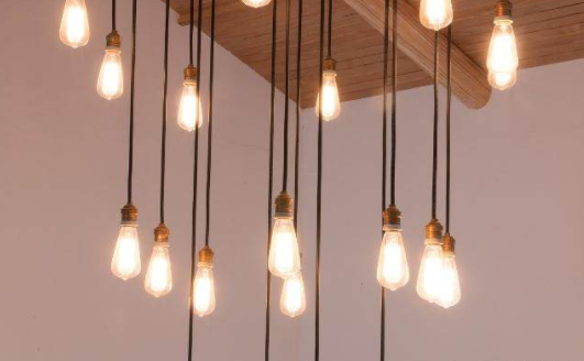 想要悶聲發財,實際上燈飾照明行業正在悄然變化 想要悶聲發財,實際上燈飾照明行業正在悄然變化