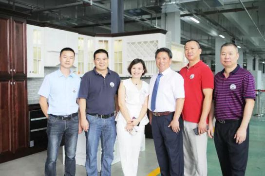 君子蘭水性漆助力可森木業打造更好產品 君子蘭水性漆助力可森木業打造更好產品