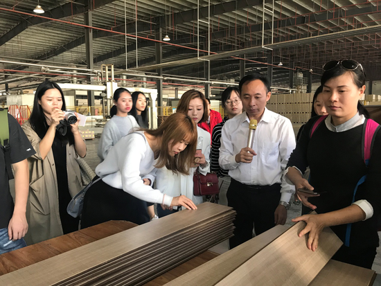 大自然家居“狠有料 狠給利” 雙十一媒體開放日舉行 大自然家居“狠有料 狠給利” 雙十一媒體開放日舉行