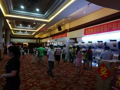 2018太太樂(lè)廚衛(wèi)電器衡陽(yáng)區(qū)域財(cái)富盛宴現(xiàn)場(chǎng)簽約15位新客戶 2018太太樂(lè)廚衛(wèi)電器衡陽(yáng)區(qū)域財(cái)富盛宴現(xiàn)場(chǎng)簽約15位新客戶