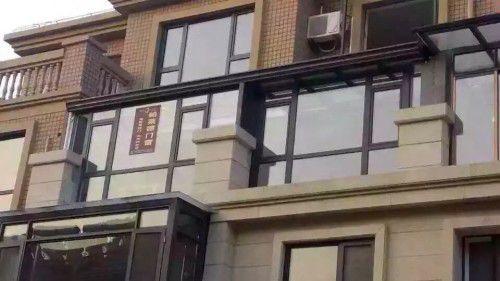 冬天待在陽光房太幸福了，了解下帕萊德高端陽光房定制