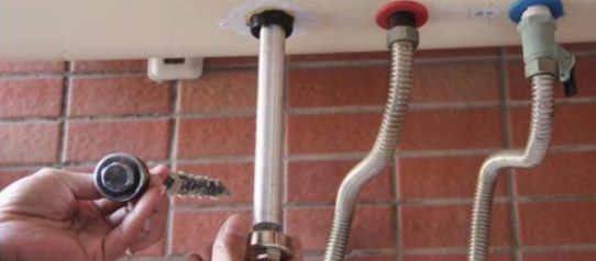 20元的電熱水器鎂棒，自己一樣可以輕松替換！