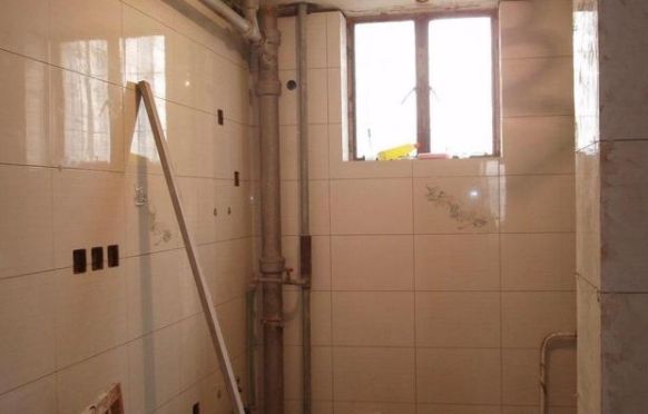 為什么用了瓷磚背膠還要用粘結(jié)砂漿？怎么粘貼？